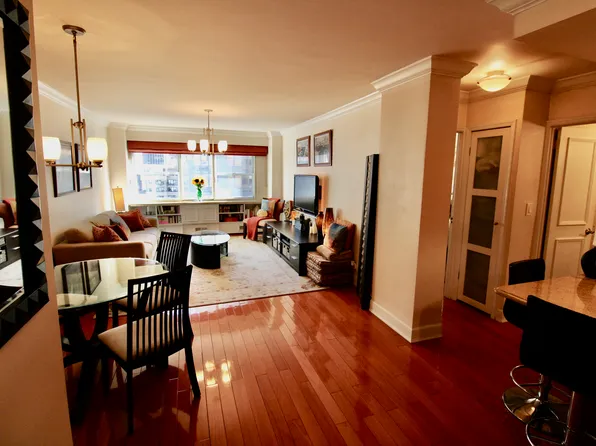 153 East 57th Street image 1 of 7