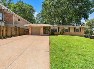 6371 Treeridge Trl, Saint Louis, MO 63129