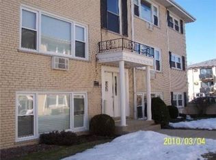 5037 N East River Rd APT 3A, Norridge, IL 60706