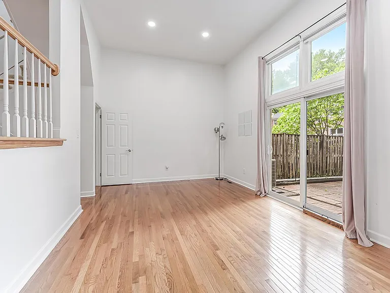 2331 Harleyford Ct — Photo 16