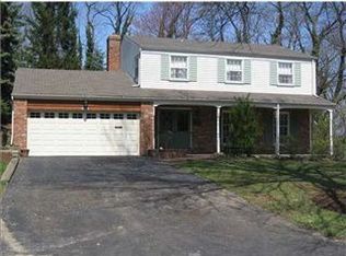 3580 Ashland Dr, Bethel Park, PA 15102