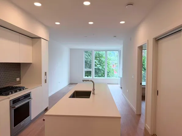 1500 Scott Cres #408, Squamish, BC V8B 1G4
