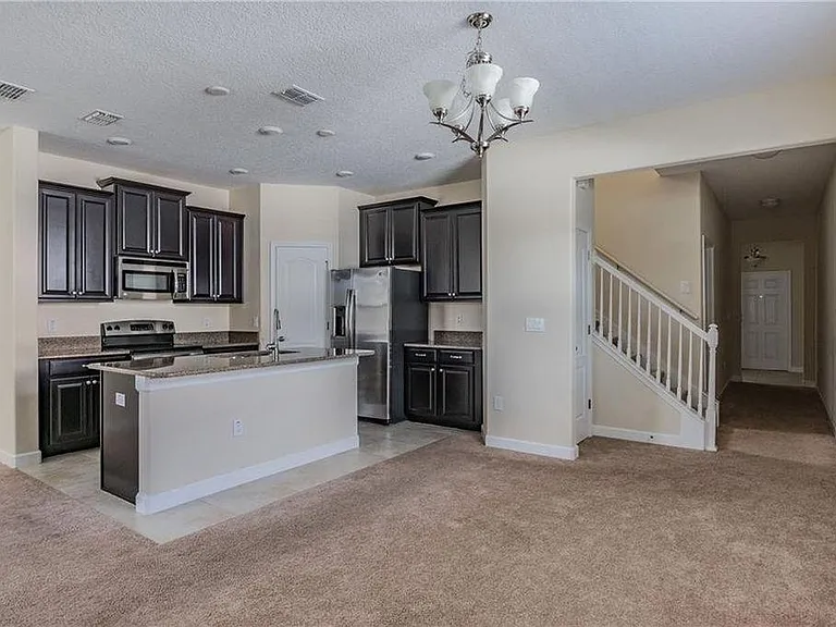 13303 Penshurst Ln — Photo 5