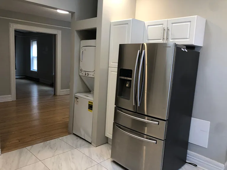 85 Main St #1 — Photo 3