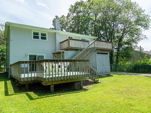 3rd image of 111 Durban Ave