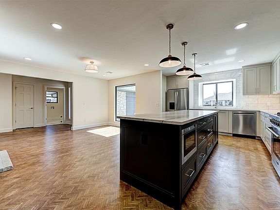 5th image of 3613 Meadow Lark Ln