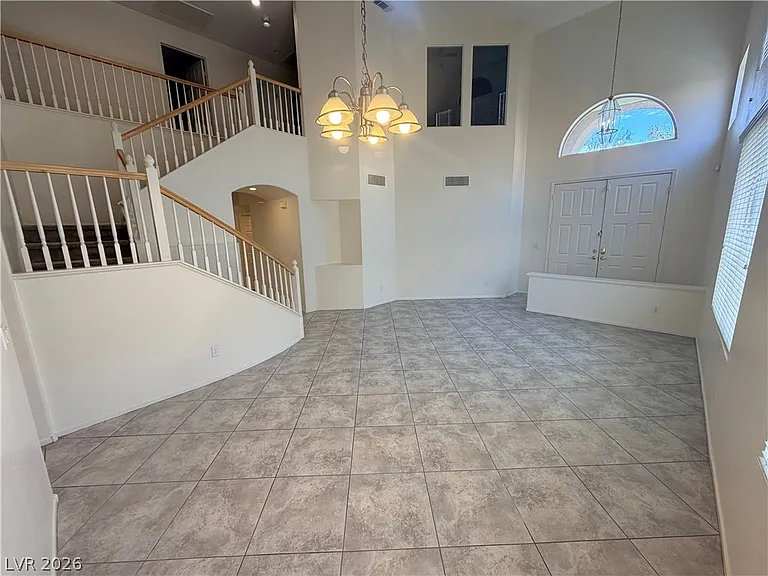 925 Lexington Cross Dr — Photo 8