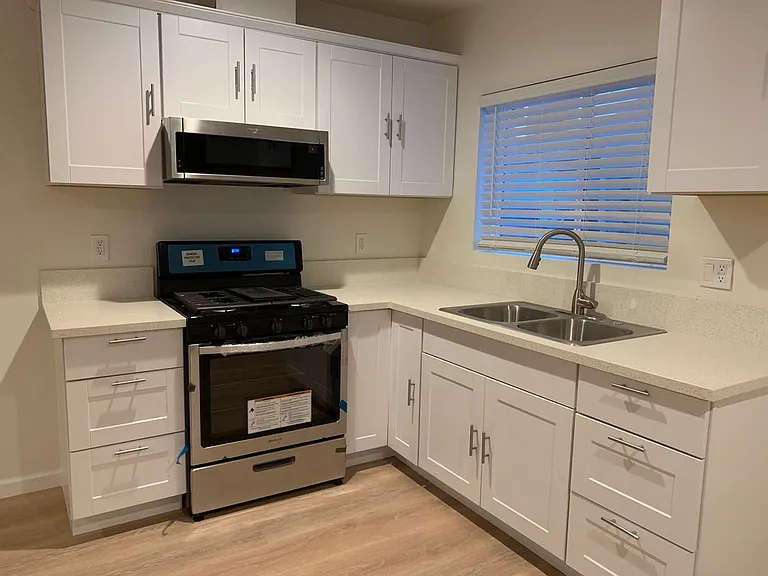 7847 Beck Ave — Photo 10
