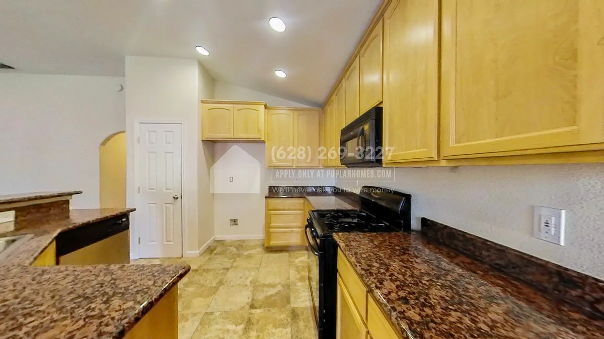 5101 Cabrillo Way photo 1