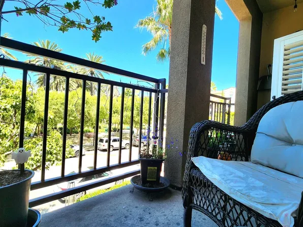6020 Seabluff Dr Unit 205, Playa Vista, CA 90094