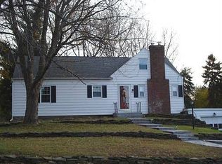 27 Latham Ridge Rd, Latham, NY 12110