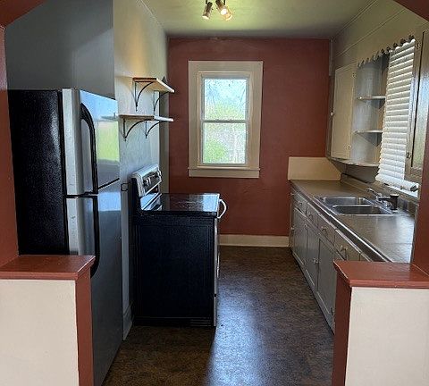 4th image of 1009 Broadmoor Dr #B