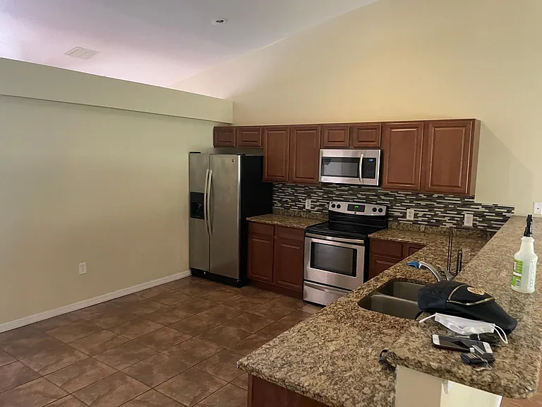 744 Leonardo Ct — Photo 6
