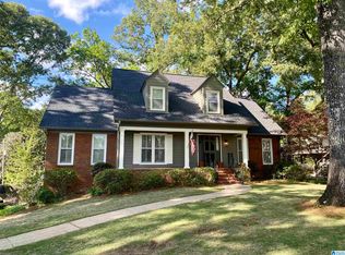 3412 Water Oak Dr, Vestavia, AL 35243