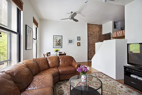 Sold by Compass | media 8