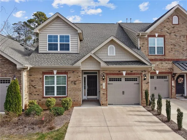 105 Saint Michael Dr, Gibsonville, NC 27249