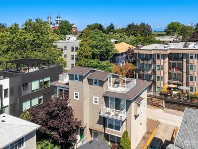 714 16th Avenue UNIT B, Seattle, WA, 98122