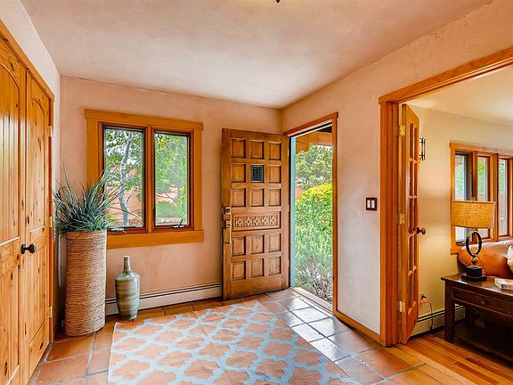 5th image of 1414 Miracerros Ln S