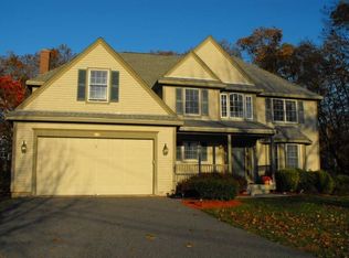 829 Paine Rd, North Attleboro, MA 02760
