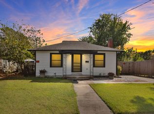 207 Cosmos St, Houston, TX 77009