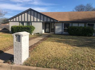 621 Crestwood Dr, Hewitt, TX 76643