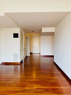 5th image of 305 E 63rd St APT 9C