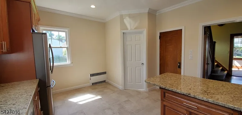 3 bed, 2.5 bath, $3,500 — Photo 4