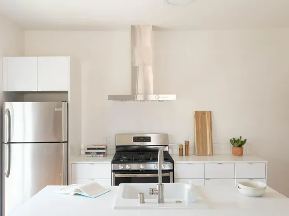 2702 1/2 Malabar St, Los Angeles, CA 90033