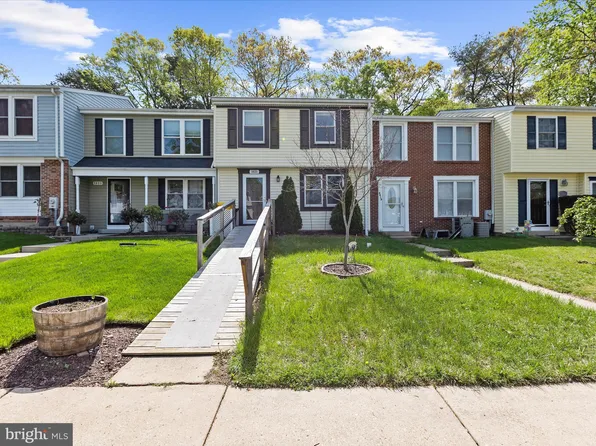 3621 Chadwick Ct, Pasadena, MD 21122