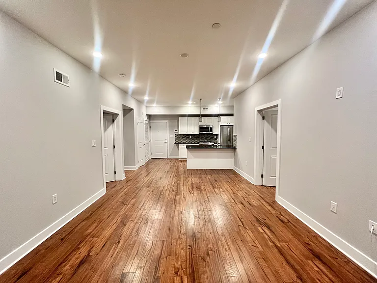 330 Cambridge St #2 — Photo 7