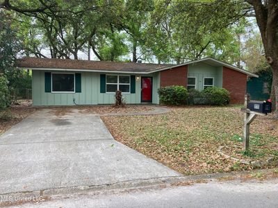 1111 Alverado Dr, Long Beach, MS, 39560