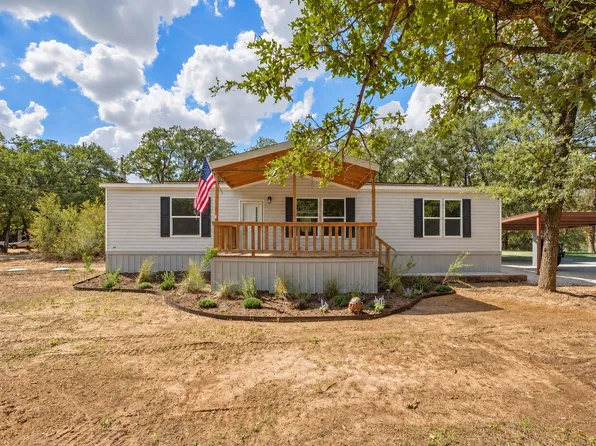 106 Summers Cir, Azle, TX 76020