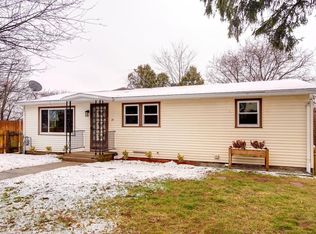 25 Gibbs St, Worcester, MA 01607