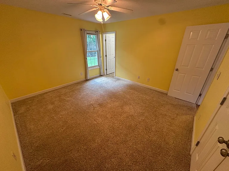 1290 Pyrtle Dr — Photo 10