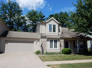 8758 Robinwood Ter, Macedonia, OH