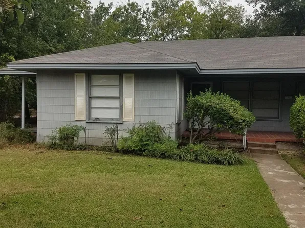 1203 Park Ave, Bonham, TX 75418