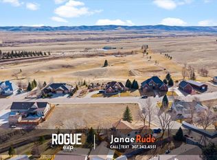 820 Grove St, Glenrock, WY 82637