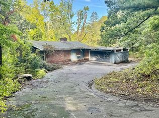 28 Cherry St, Shrewsbury, MA 01545