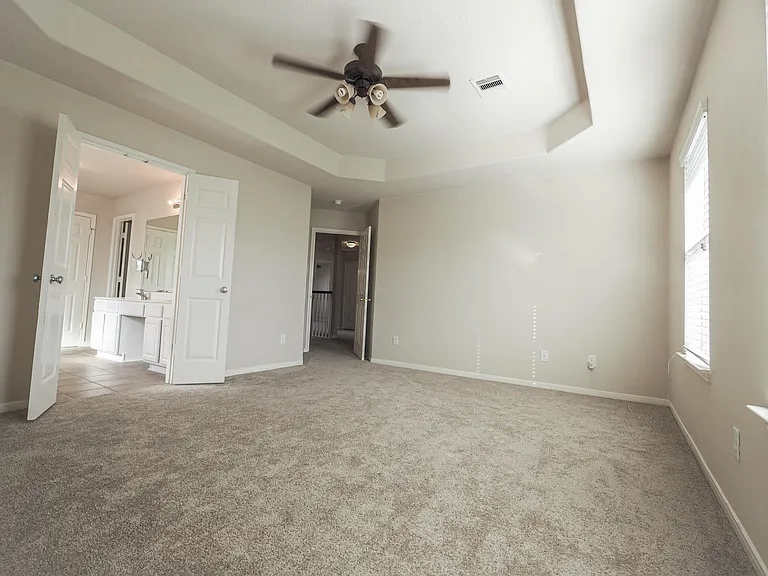 3638 Cottage Manor Ln — Photo 18