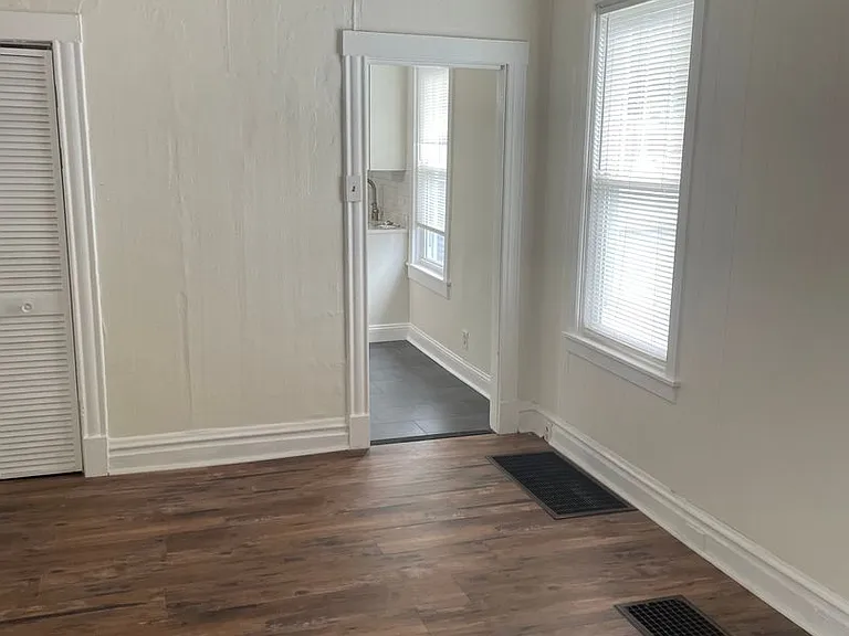 7126 Mardel Ave — Photo 6