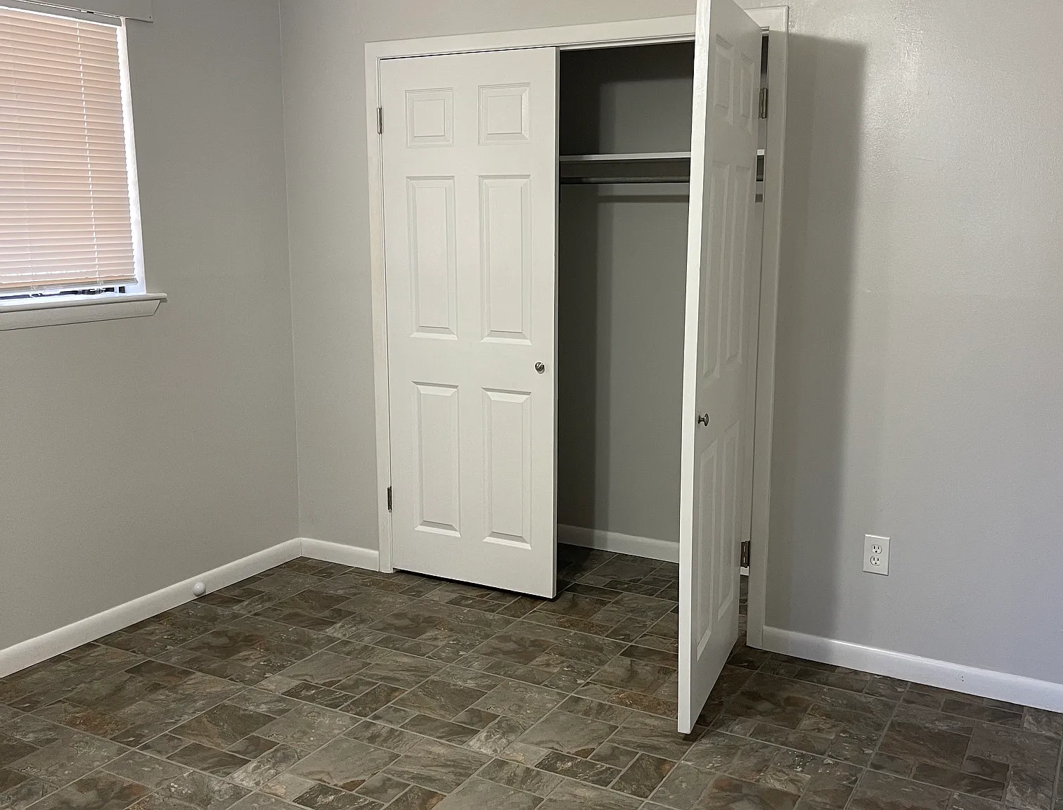 1 bed, 600 sqft, $1,150 — Photo 3