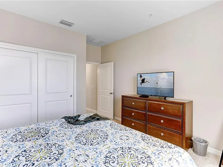 9433 Benvenuto Ct #201 — Photo 17