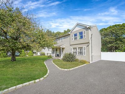 35 Maple Avenue, Bellport, NY, 11713