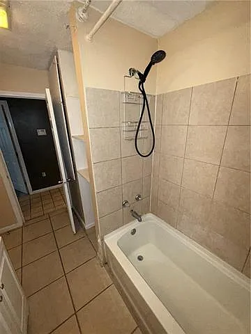 4828 Eastview Dr — Photo 8
