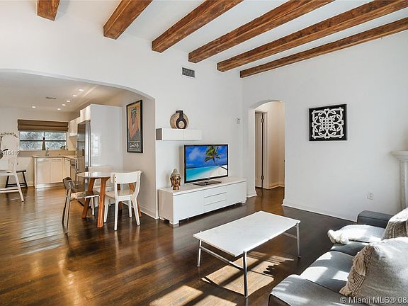 5th image of 1605 Euclid Ave APT 1B