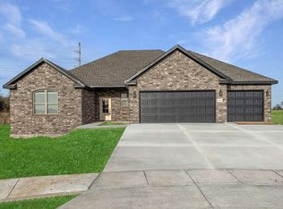 1024 Ruscello Ave, Springdale, AR 72762