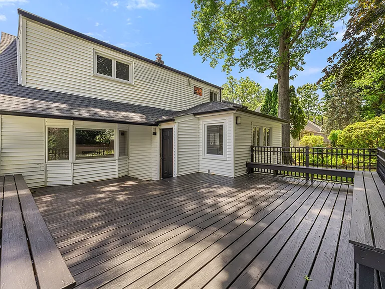 18 Jean Ln — Photo 36