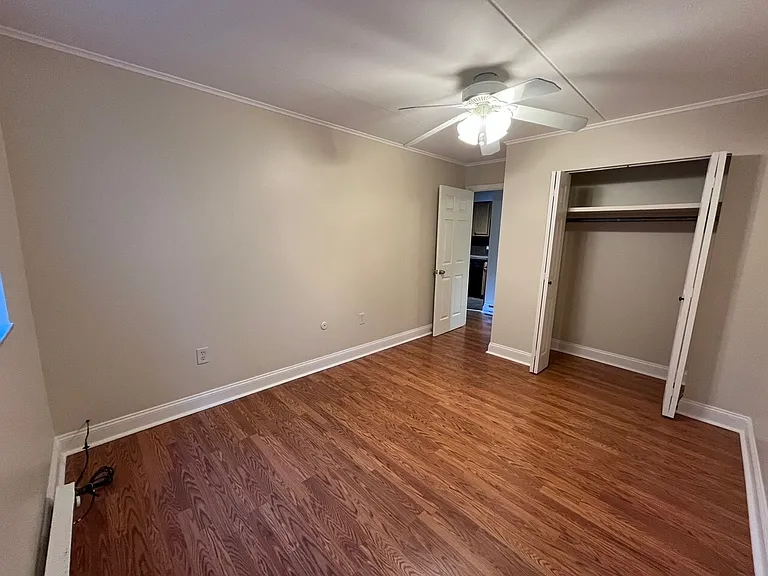 Robinson 205 — Photo 8