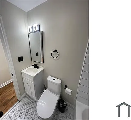 3 bed, 990 sqft, $1,900 — Photo 3