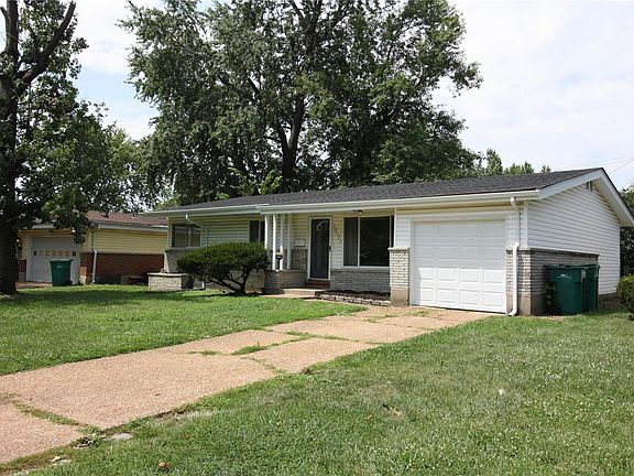 2nd image of 10127 Edgefield Dr
